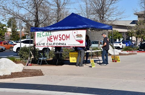 "Recall Newsom, Save California" booth