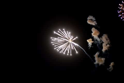 firework with white light